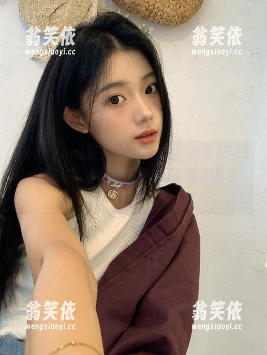 有了对的浏览器，打开155.fun的网站，才算真正进入了“吃瓜高手”行列