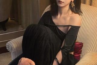 也许我现在就该在cgw51.fun上观看点新奇的东西，随时随地都可以开眼界！