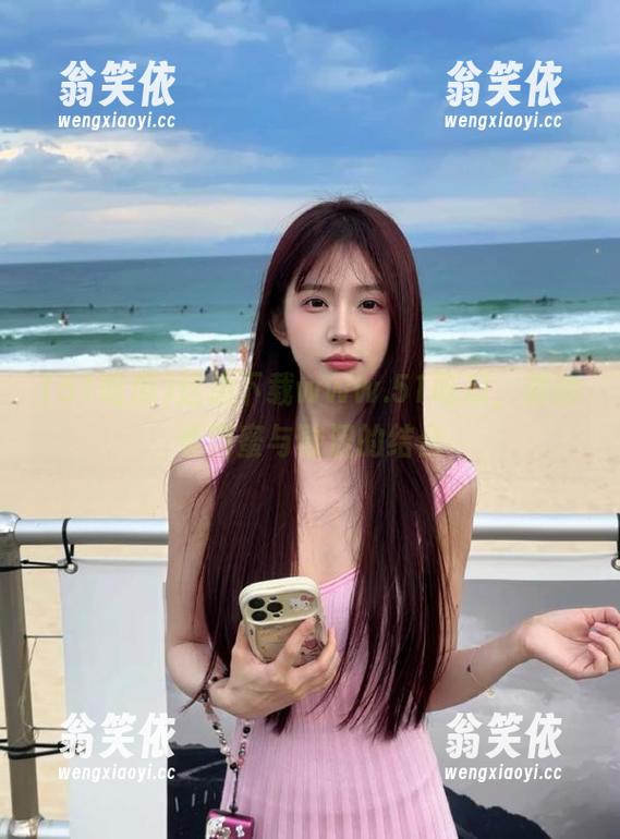 这边下载www.51吃瓜，那边看甜蜜与酸涩的结合