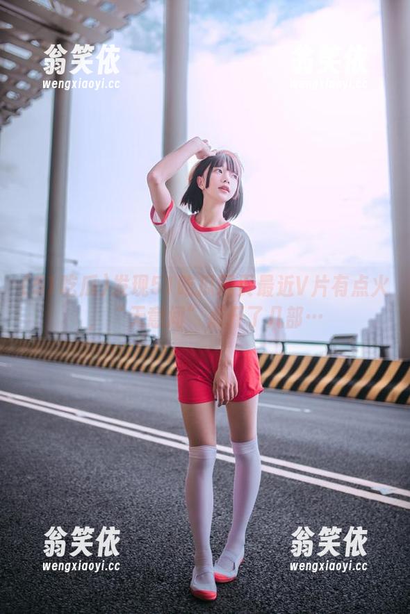 发现51吃瓜网页最近V片有点火，“无意间”点开了几部…