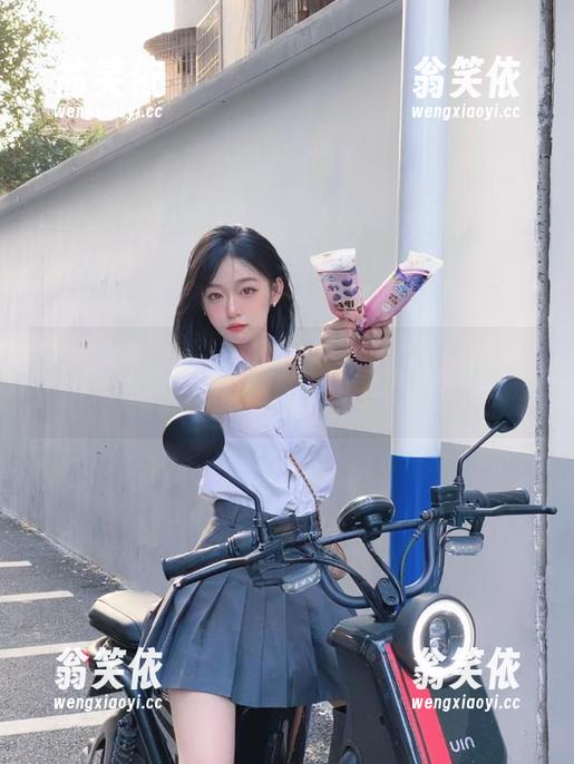 一不小心点开了718.sx的传送门，直接飞逝至无聊的次元，谁来救我？