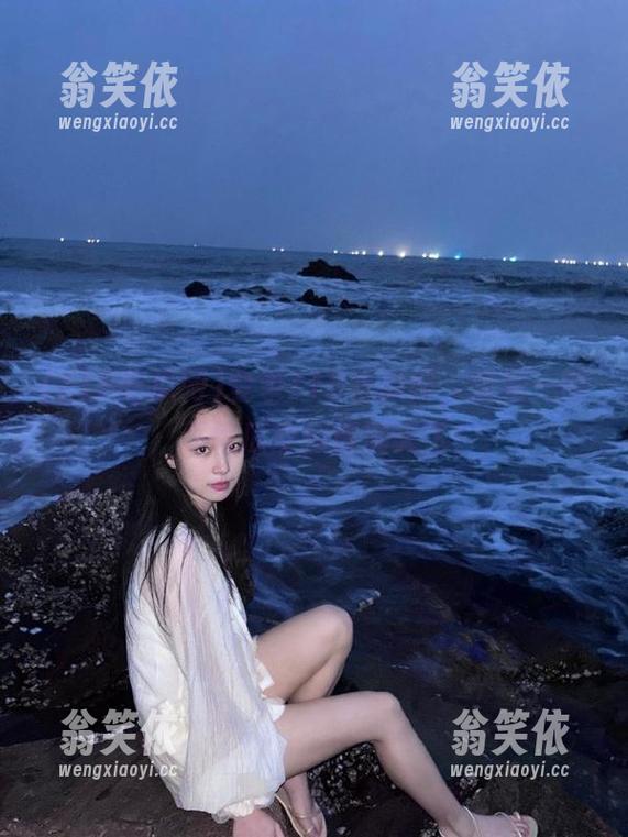 登录718吃瓜网，轻松一键，不怕瓜皮掉得满天飞！