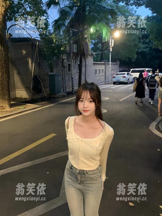 91吃瓜中心 91吃瓜中心的传送门:瓜田一去不复返,回来时都变成吃瓜高手了。