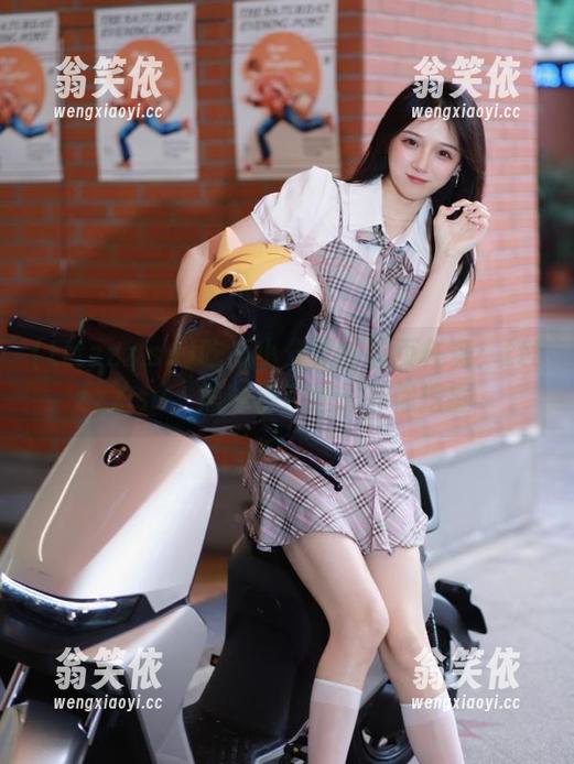 吃瓜小分队的首页任务：tttzzz.su，黑料都在这里等你挖掘～