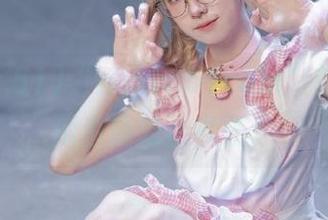 “www.51com”首页，吃瓜也能吃出队伍！