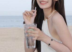 登录zztt333的时候，脑中浮现的画面竟然是我小时候的玩具？好奇怪的联想！