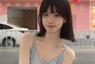 常常上滑，zztt黑料不打烊11苹果版的日常让我心中一沉又一喜。