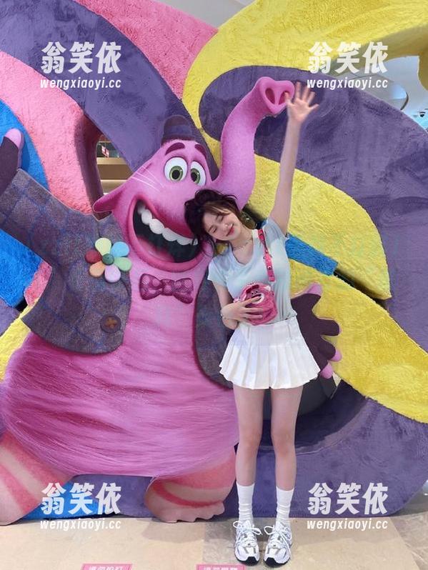zztt黑料不打烊 当“zztt黑料不打烊11”更新以后,世界似乎都被调皮的“黑料”染色了!