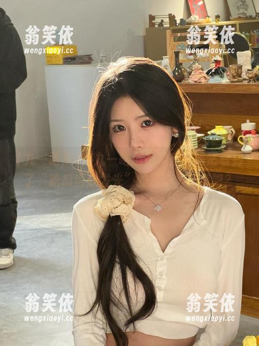 在九一吃瓜登录后，居然看到了“吃瓜也能发光”的热议，神奇吧？