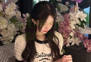 吃瓜网下载首页，意外发现了八卦与槽点的完美结合。