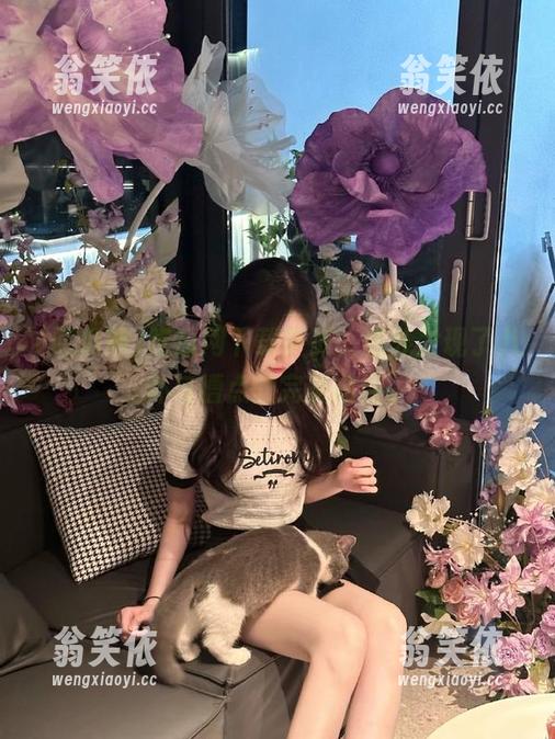 吃瓜网下载首页，意外发现了八卦与槽点的完美结合。
