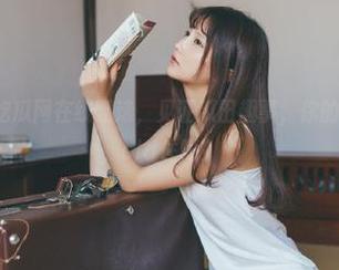 在吃瓜网在线翻滚，见证瓜田趣事，你的表情管理能hold住吗？