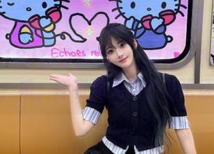 在娱乐718，观看各种瓜的模样，哦，还有那无敌的评论区。