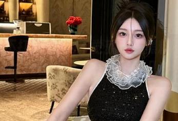 不知不觉就走进黑料不打烊tttzzz的入口，愣神了好几秒…