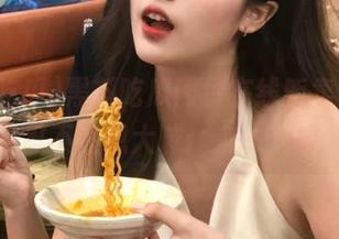 黑料吃瓜网址在线贩卖八卦，忍不住想大喊：来一发！