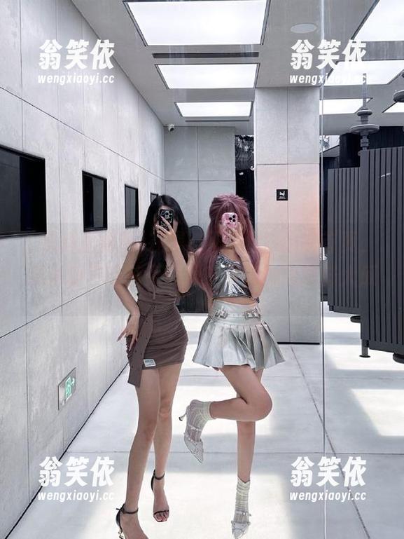 在黑料正能量fun的首页，谁说瓜只能从天上掉？看我撸到新鲜大瓜。