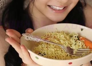 黑料社苹果版，入口价格好让人咳嗽！