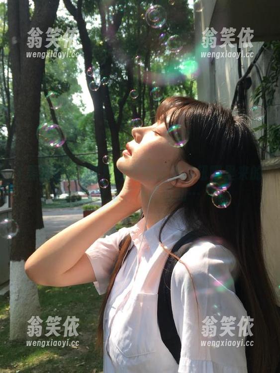 黑料社区的登录按钮哪里来的吸引力，不得而知…