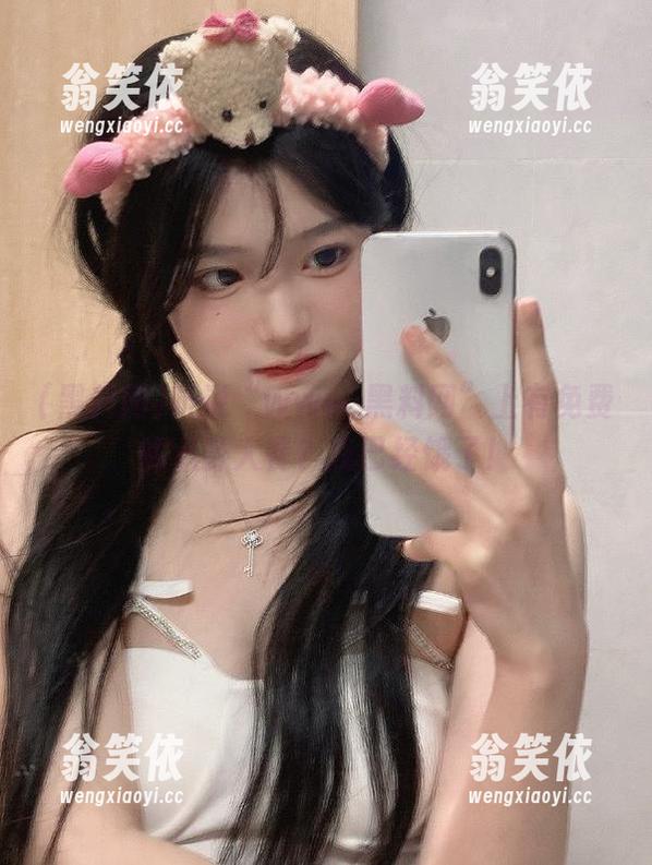 黑料网 听说“www.黑料网”上有免费的八卦大餐?我已经饿了!
