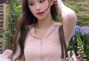 一脚踏入黑料网网站，看视频看得我手心冒汗