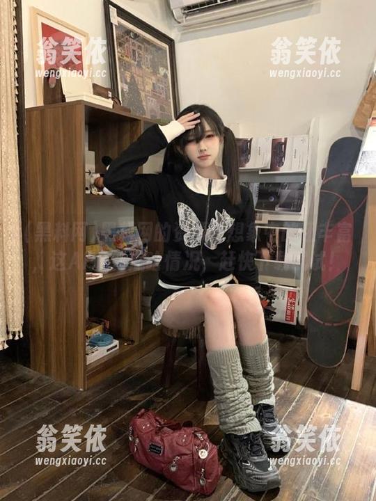 黑料网 黑料网的资源比想象中的还丰富,这APP到底啥情况,赶快下载试试!
