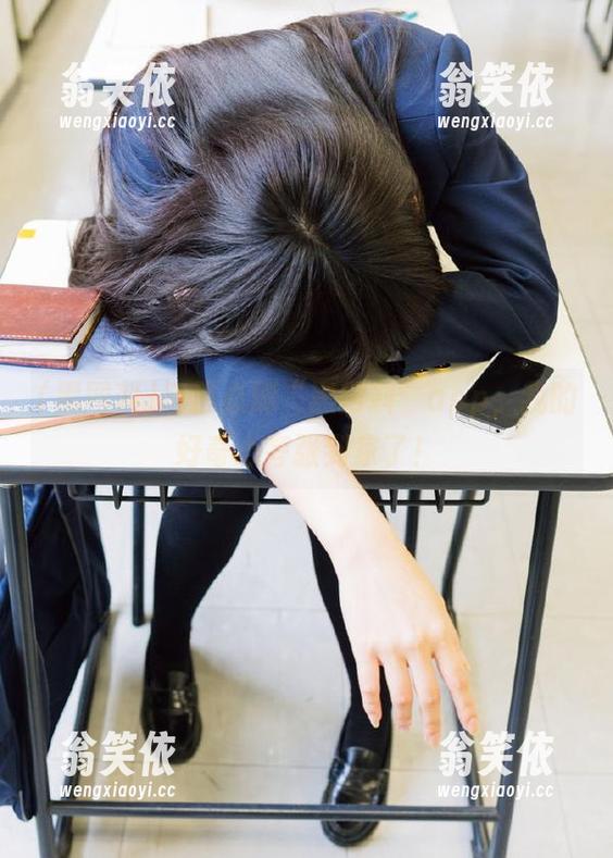 每日必刷“黑网料”app，我的好奇心夸张到家了！